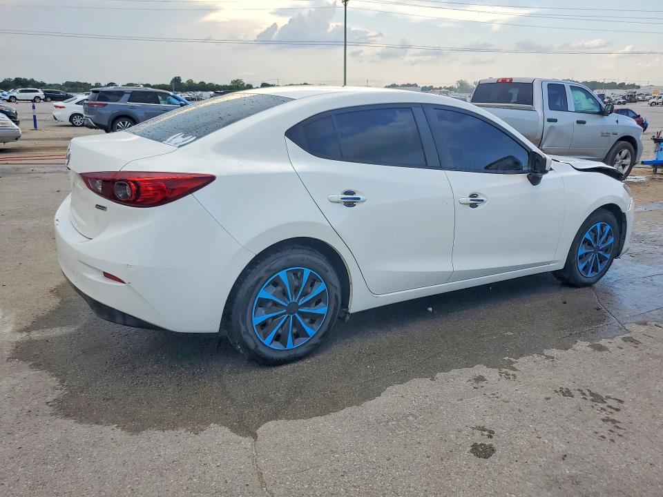 59610206 :رقم المزاد ، 3MZBM1U76FM165015 vin ، 2015 Mazda 3 مزاد بيع
