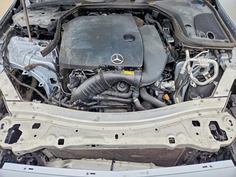 59830006 :رقم المزاد ، W1KZF8EB0MA876636 vin ، 2021 Mercedes-benz E مزاد بيع