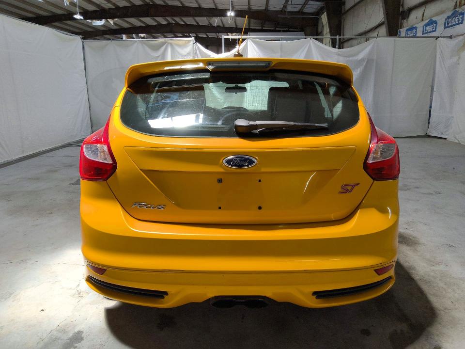 2014 Ford Focus მანქანა იყიდება აუქციონზე, vin: 1FADP3L99EL345631, აუქციონის ნომერი: 62033256