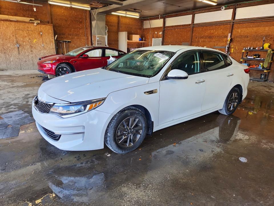Продаж на аукціоні авто 2016 Kia Optima, vin: KNAGT4L31G5094113, номер лоту: 59172086