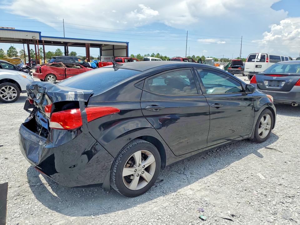 60184956 :رقم المزاد ، 5NPDH4AE3DH408061 vin ، 2013 Hyundai Elantra مزاد بيع