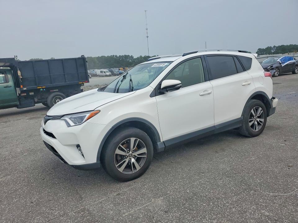 2017 Toyota Rav4 მანქანა იყიდება აუქციონზე, vin: JTMWFREV4HD107168, აუქციონის ნომერი: 62898516
