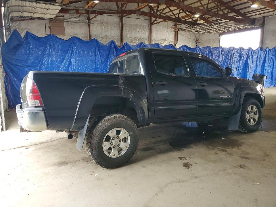 59990886 :رقم المزاد ، 3TMLU4EN9FM167900 vin ، 2015 Toyota Tacoma مزاد بيع