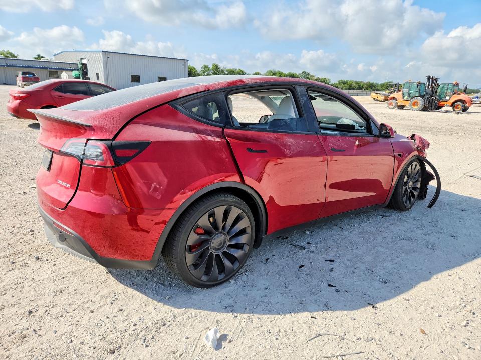 59893776 :رقم المزاد ، 7SAYGDEF6PF947643 vin ، 2023 Tesla Model Y مزاد بيع