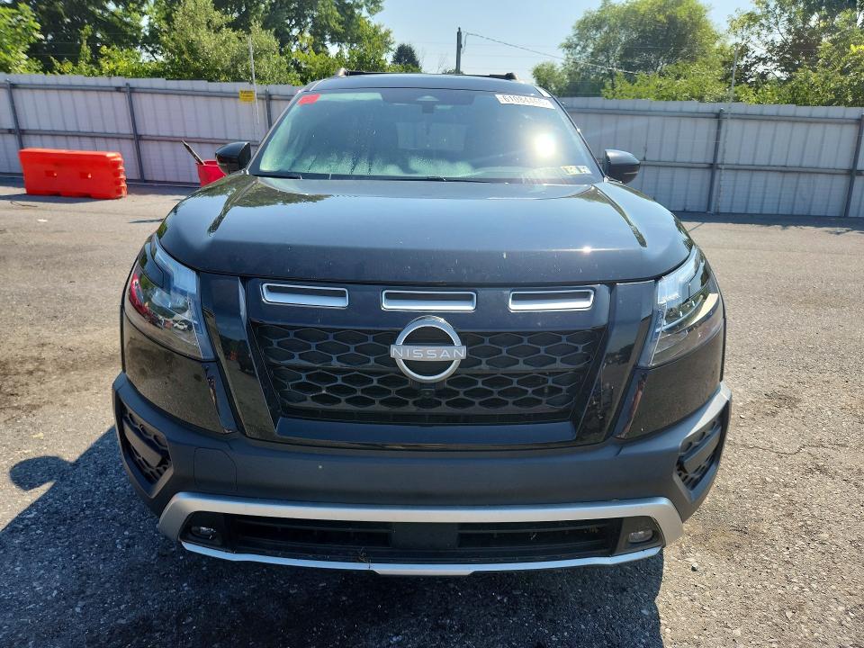 61084466 :رقم المزاد ، 5N1DR3BD1SC270215 vin ، 2025 Nissan Pathfinder مزاد بيع