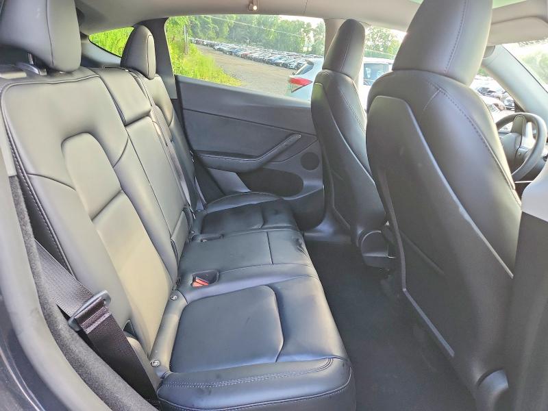 60148206 :رقم المزاد ، 7SAYGDEE8RF988821 vin ، 2024 Tesla Model Y مزاد بيع
