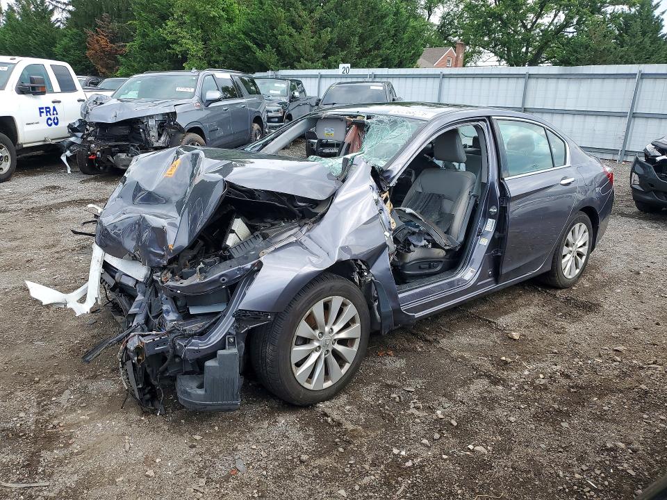 60268276 :رقم المزاد ، 1HGCR3F91FA034690 vin ، 2015 Honda Accord مزاد بيع