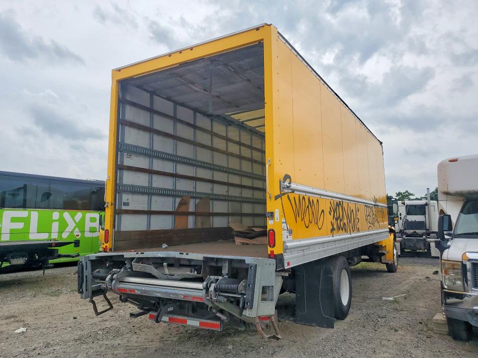 62074956 :رقم المزاد ، 3ALACWFC4KDKB9246 vin ، 2019 Frht - Freightliner M2 مزاد بيع