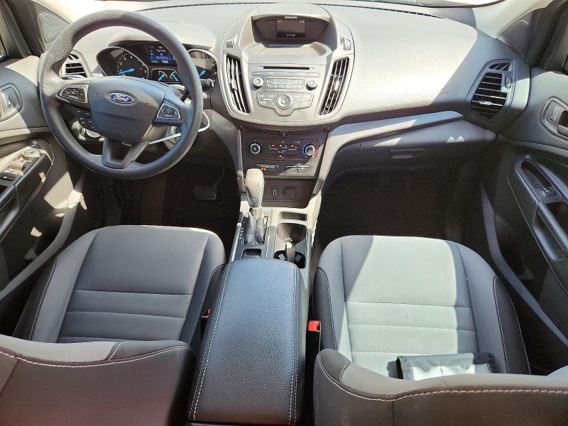61925216 :رقم المزاد ، 1FMCU0F70JUA07168 vin ، 2018 Ford Escape مزاد بيع