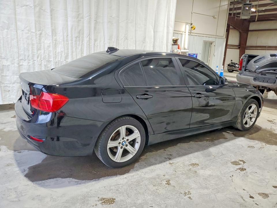 2013 Bmw 328 მანქანა იყიდება აუქციონზე, vin: WBA3B5C55DF592894, აუქციონის ნომერი: 59777276