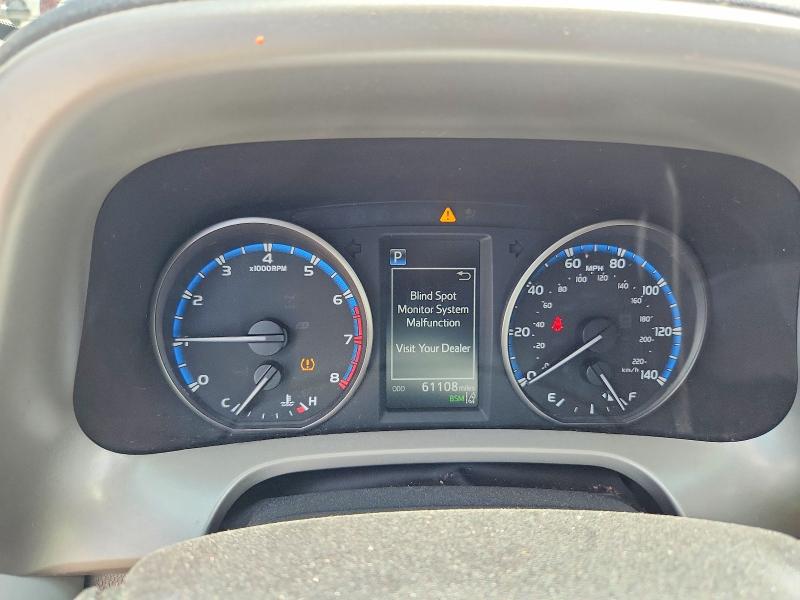 Aukcja sprzedaży 2018 Toyota Rav4, vin: 2T3RFREV1JW725148, numer aukcji: 63135286