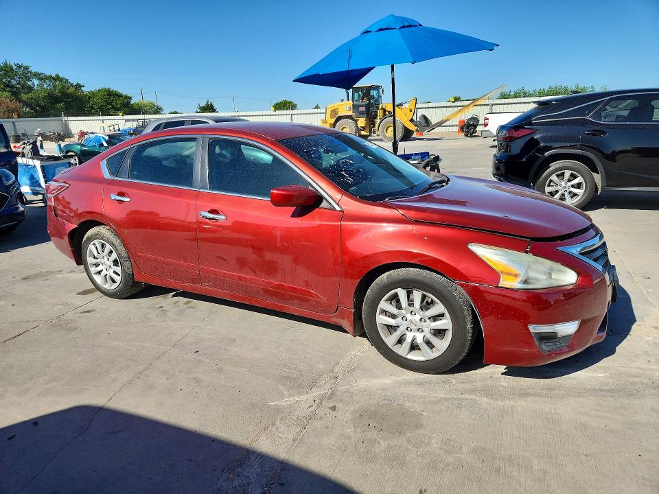 2015 Nissan Altima მანქანა იყიდება აუქციონზე, vin: 1N4AL3AP7FC581986, აუქციონის ნომერი: 60532616