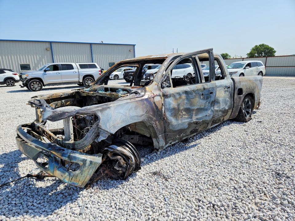 61872286 :رقم المزاد ، 1C6SRFFT2KN529935 vin ، 2019 Ram 1500 مزاد بيع