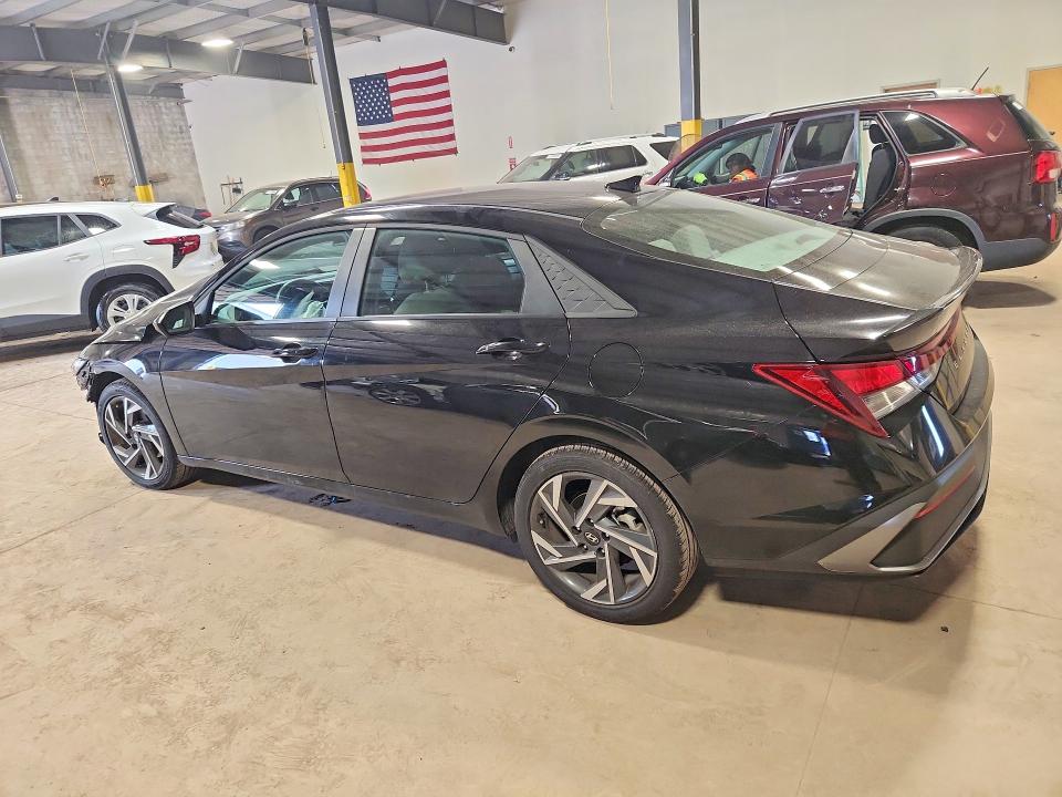2025 Hyundai Elantra მანქანა იყიდება აუქციონზე, vin: KMHLM4DG4SU077932, აუქციონის ნომერი: 61086516