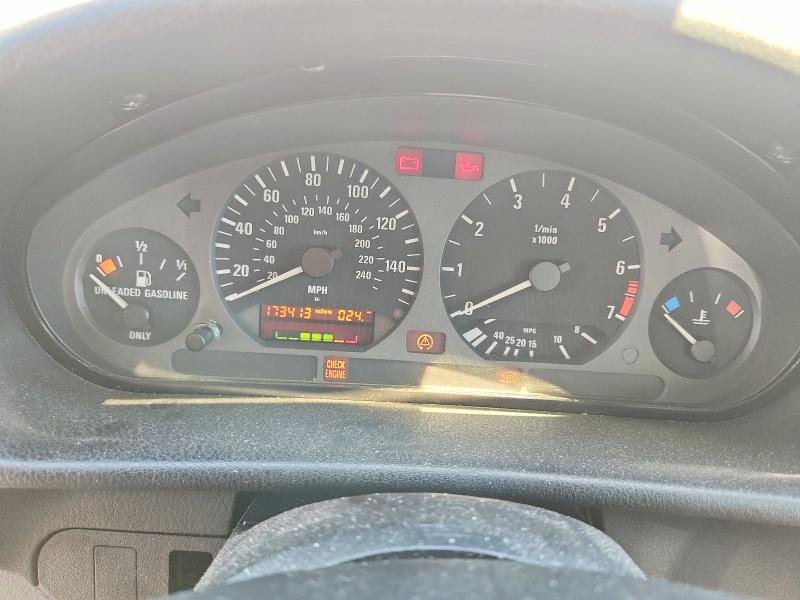 63509926 :رقم المزاد ، WBACD4324WAV61243 vin ، 1998 Bmw 328 مزاد بيع