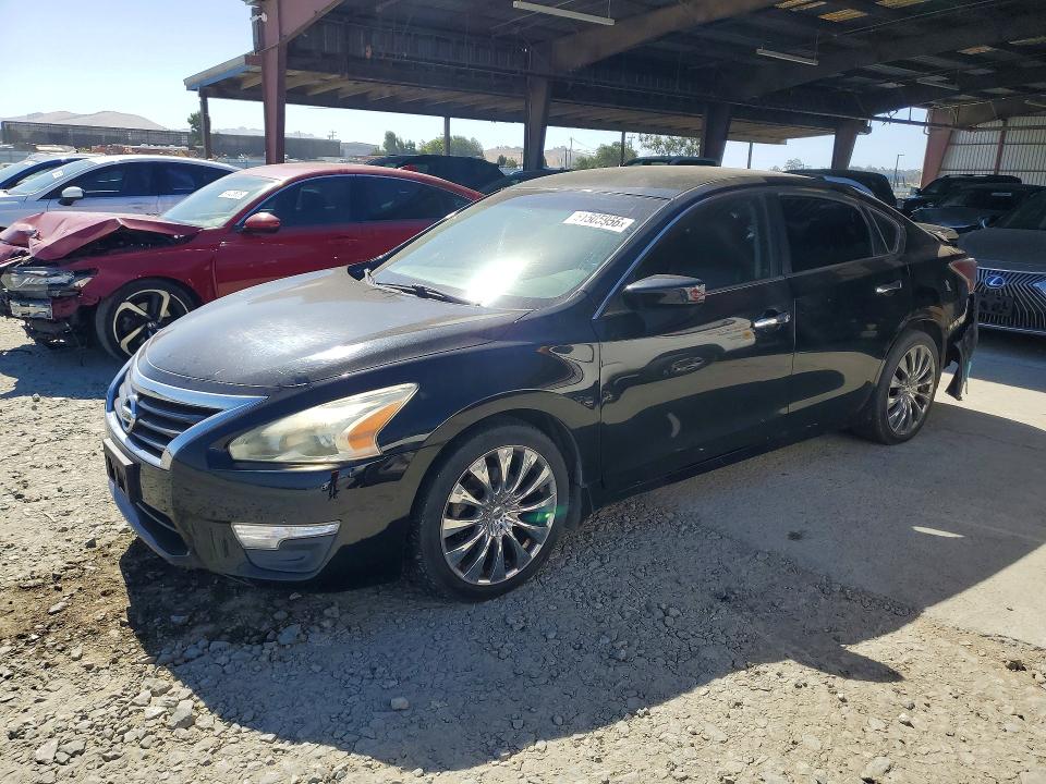61505956 :رقم المزاد ، 1N4AL3AP0FC100671 vin ، 2015 Nissan Altima مزاد بيع
