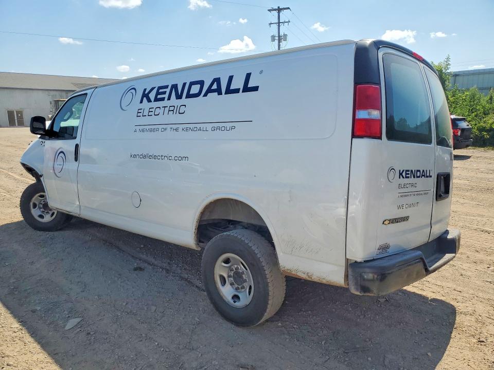 59976436 :رقم المزاد ، 1GCZGHF71N1155003 vin ، 2022 Chevrolet Express G3500 مزاد بيع