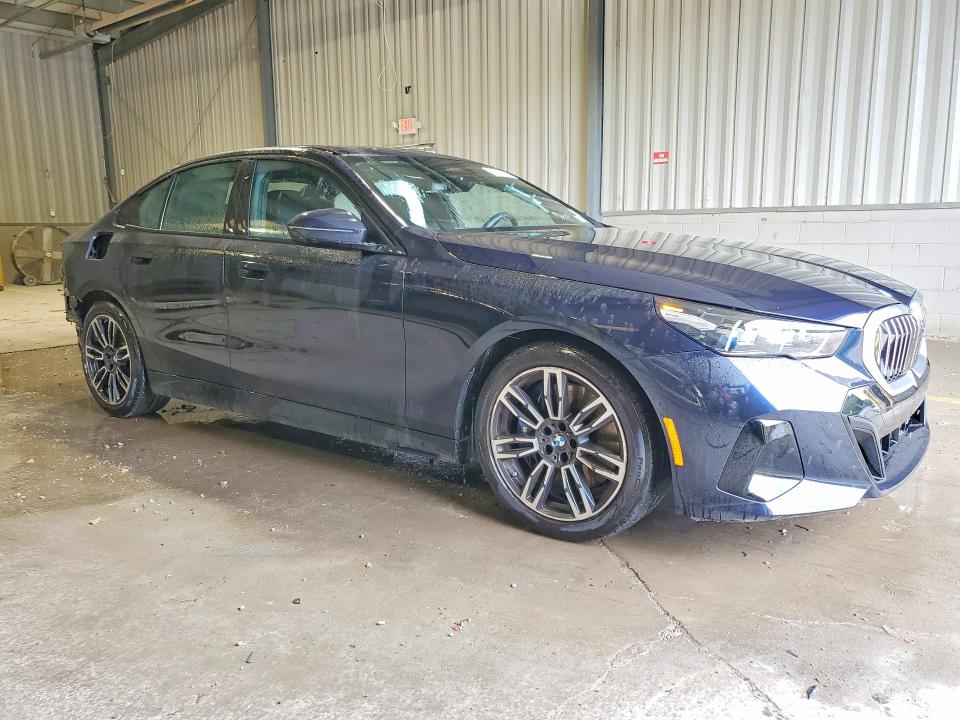 61318006 :رقم المزاد ، WBA63FJ08SCU15519 vin ، 2025 Bmw 540 مزاد بيع