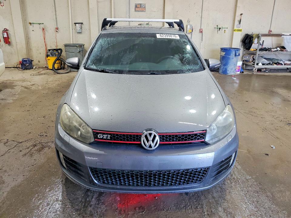 62399816 :رقم المزاد ، WVWEV7AJ7BW111149 vin ، 2011 Volkswagen Gti مزاد بيع