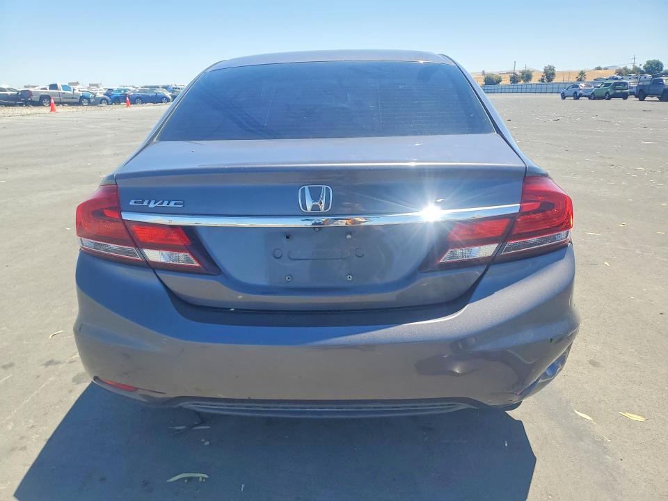 Продажа на аукционе авто 2015 Honda Civic, vin: 2HGFB2F75FH516767, номер лота: 61347246