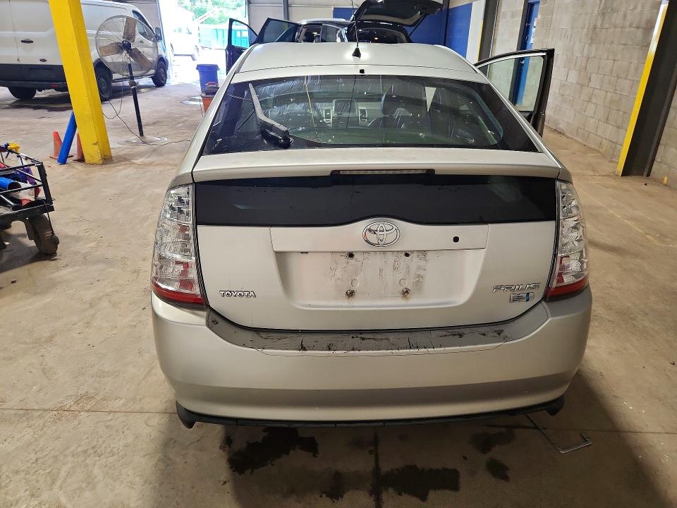 2006 Toyota Prius მანქანა იყიდება აუქციონზე, vin: JTDKB20U067063018, აუქციონის ნომერი: 62769846