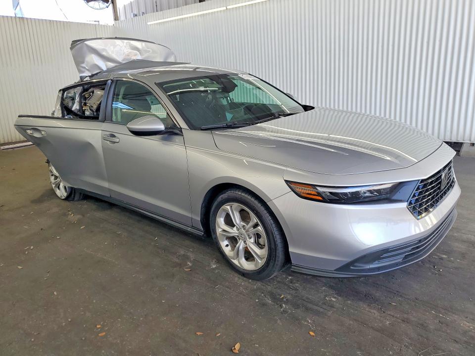 61370766 :رقم المزاد ، 1HGCY1F22SA089072 vin ، 2025 Honda Accord مزاد بيع
