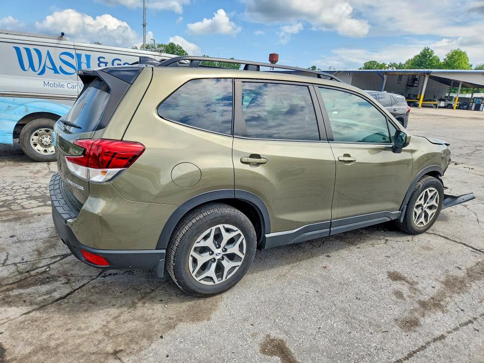 Продаж на аукціоні авто 2024 Subaru Forester, vin: JF2SKADC3RH417464, номер лоту: 63186266