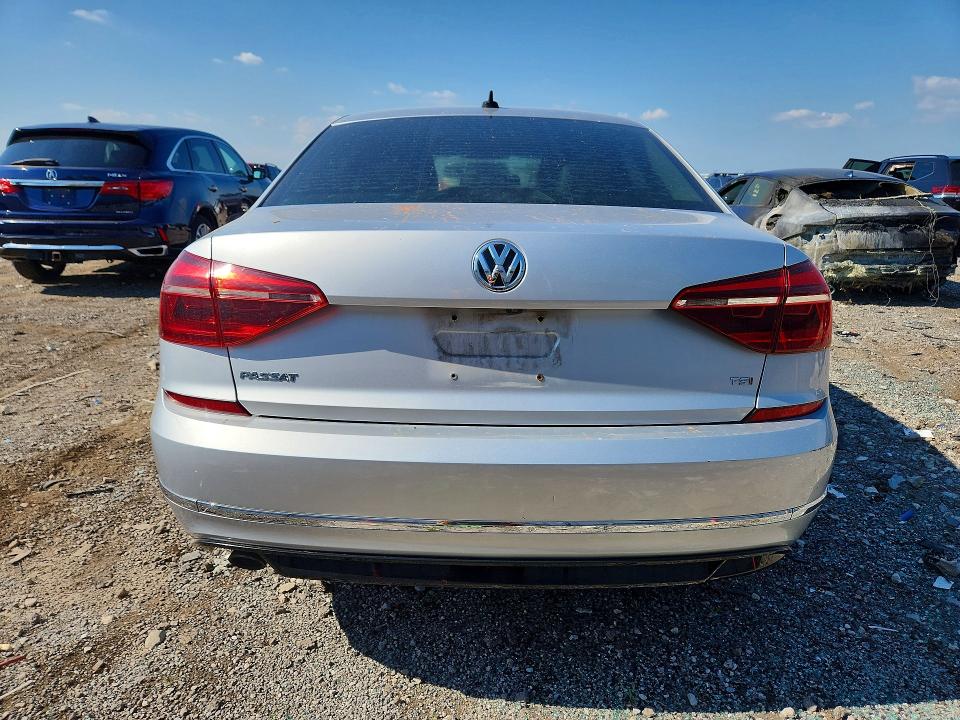 2018 Volkswagen Passat მანქანა იყიდება აუქციონზე, vin: 1VWAA7A37JC030645, აუქციონის ნომერი: 60222596