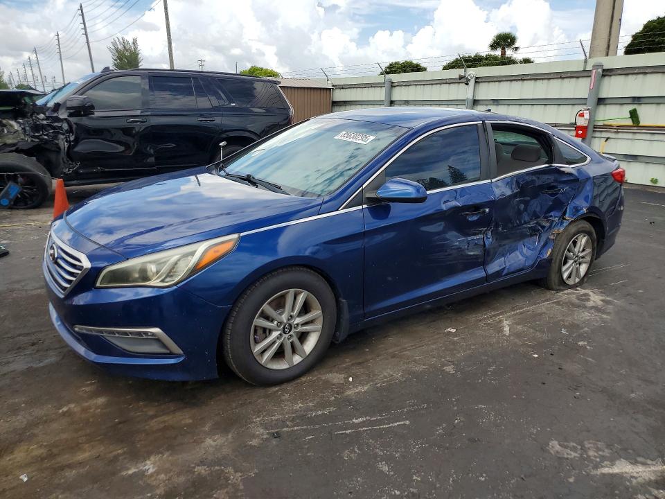 2015 Hyundai Sonata მანქანა იყიდება აუქციონზე, vin: 5NPE24AF1FH233701, აუქციონის ნომერი: 85630295