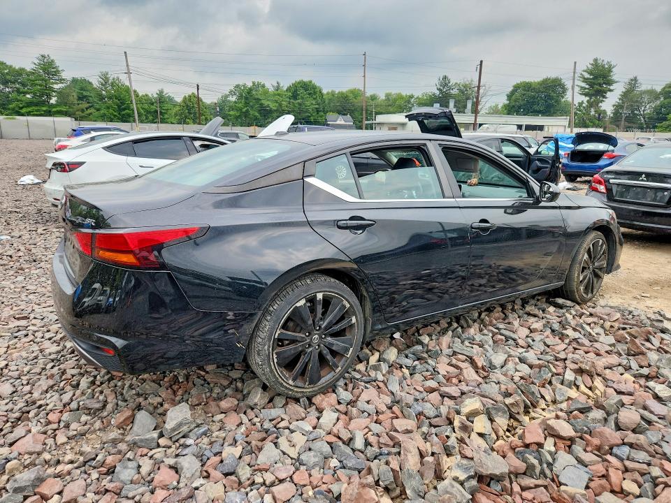 Продаж на аукціоні авто 2021 Nissan Altima, vin: 1N4BL4CV5MN306351, номер лоту: 61489986