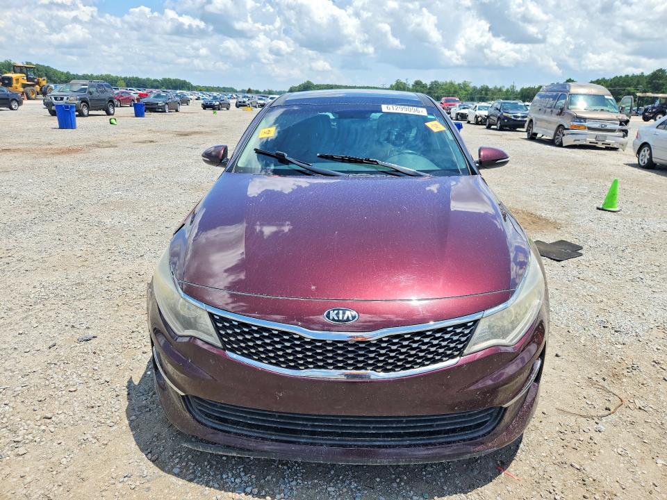 2017 Kia Optima მანქანა იყიდება აუქციონზე, vin: 5XXGU4L3XHG142804, აუქციონის ნომერი: 61299096