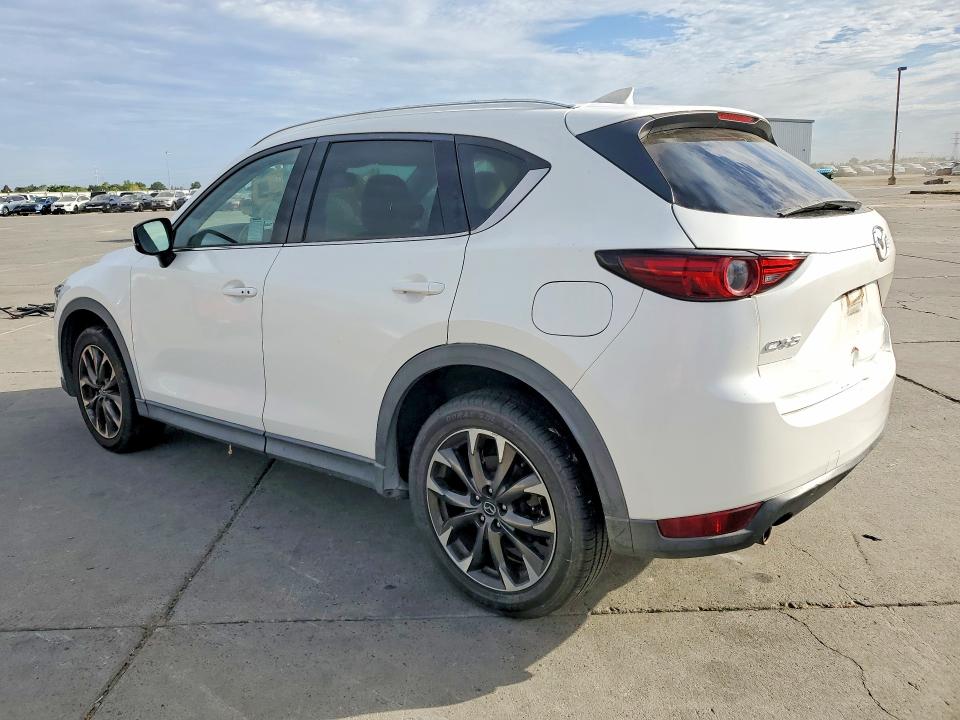 Продажа на аукционе авто 2018 Mazda Cx-5, vin: JM3KFADM5J1390817, номер лота: 61090156