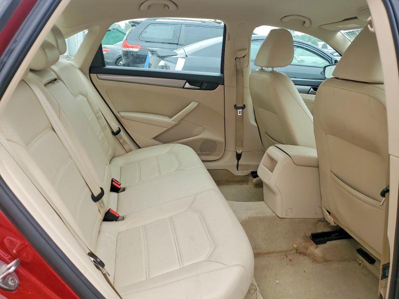 2015 Volkswagen Passat მანქანა იყიდება აუქციონზე, vin: 1VWAT7A31FC086744, აუქციონის ნომერი: 61302036