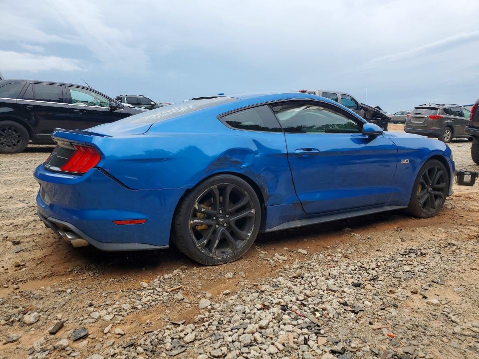 62496836 :رقم المزاد ، 1FA6P8CF5L5122855 vin ، 2020 Ford Mustang مزاد بيع