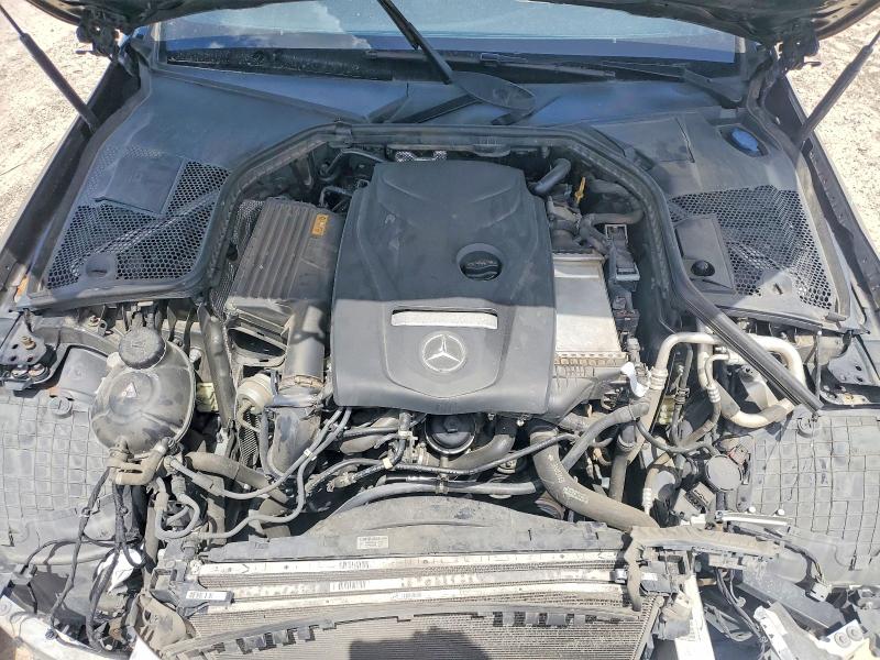 61690526 :رقم المزاد ، WDDWK4JB6JF649415 vin ، 2018 Mercedes-benz C مزاد بيع