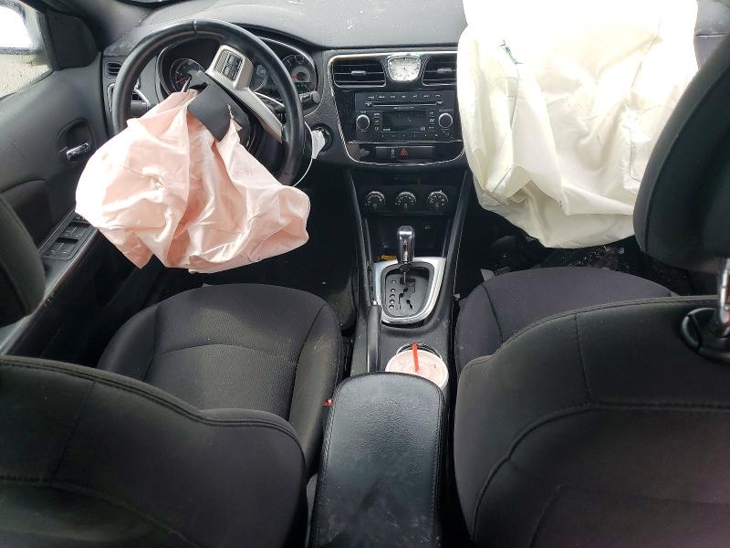 Продажа на аукционе авто 2014 Chrysler 200, vin: 1C3CCBBGXEN204393, номер лота: 60963716