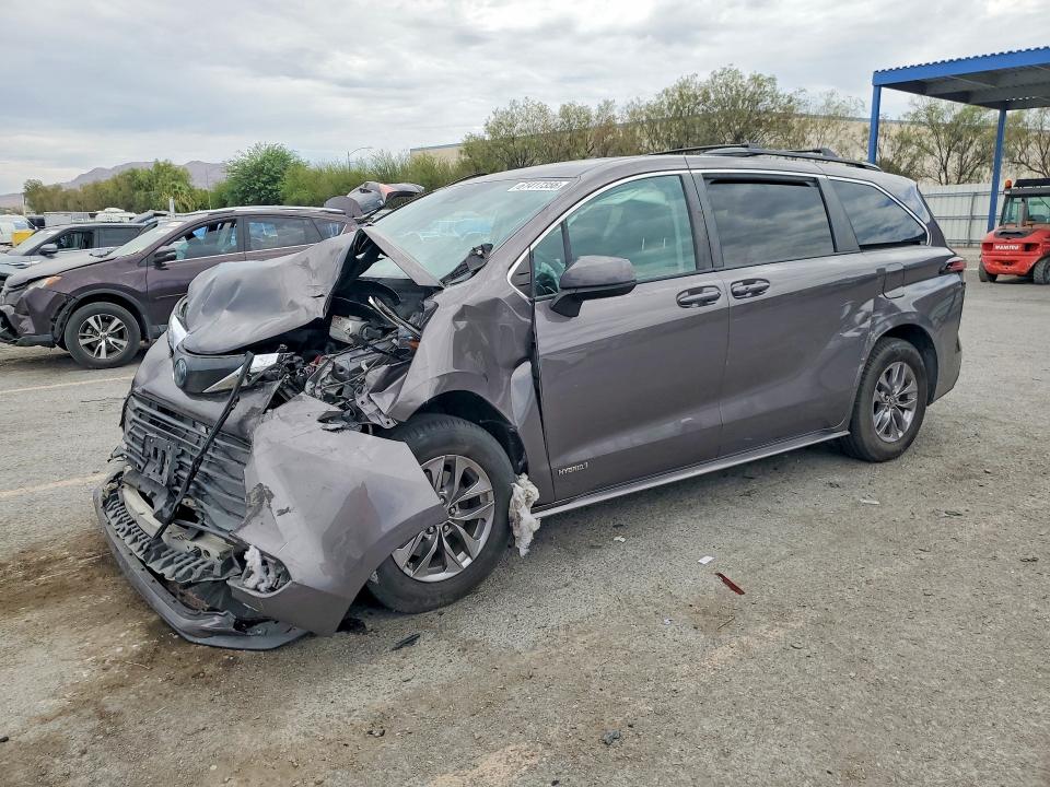 Aukcja sprzedaży 2021 Toyota Sienna, vin: 5TDKRKEC6MS015392, numer aukcji: 61417356