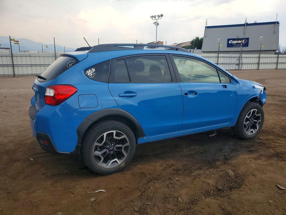 60387826 :رقم المزاد ، JF2GPABC4H8210770 vin ، 2017 Subaru Crosstrek مزاد بيع
