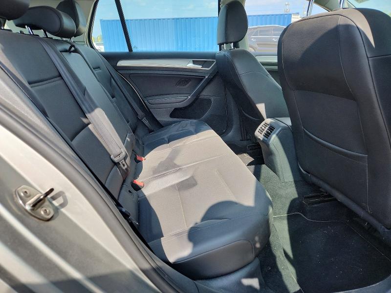 62108606 :رقم المزاد ، 3VW217AU7FM011581 vin ، 2015 Volkswagen Golf مزاد بيع