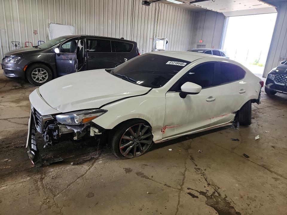 2018 Mazda 3 მანქანა იყიდება აუქციონზე, vin: 3MZBN1V33JM233482, აუქციონის ნომერი: 61218446