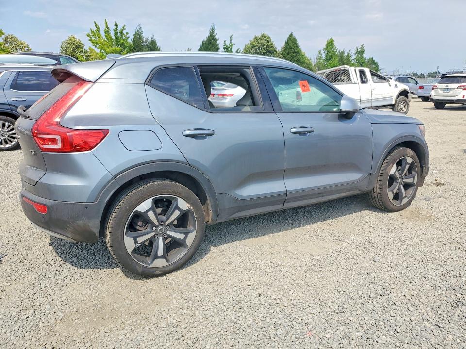 62054826 :رقم المزاد ، YV4162UK4K2139384 vin ، 2019 Volvo Xc40 مزاد بيع