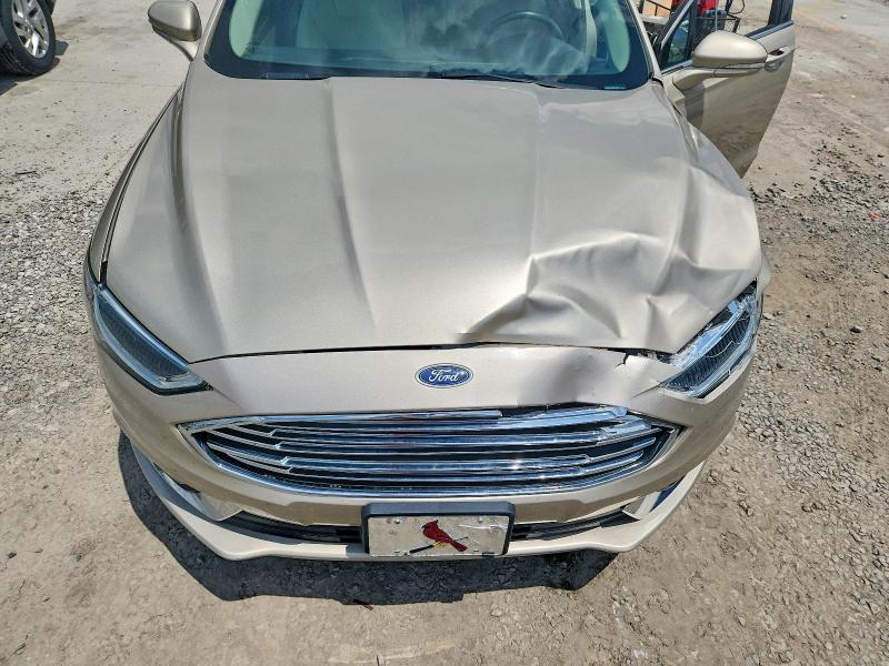 60452986 :رقم المزاد ، 3FA6P0K99HR124643 vin ، 2017 Ford Fusion مزاد بيع