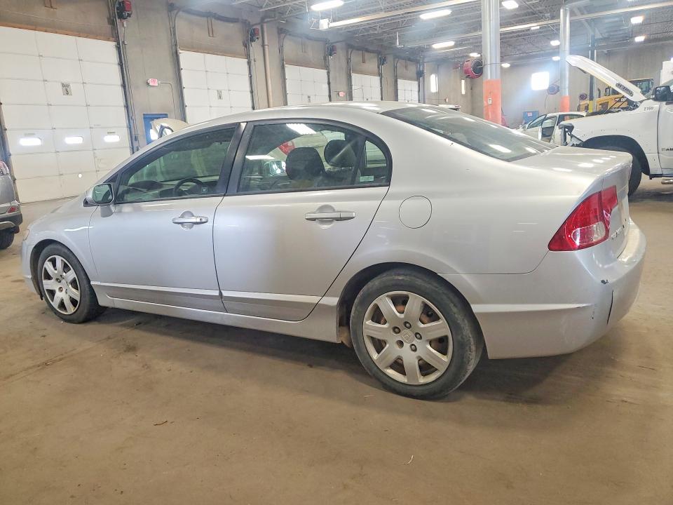 63188826 :رقم المزاد ، 1HGFA16547L028099 vin ، 2007 Honda Civic مزاد بيع