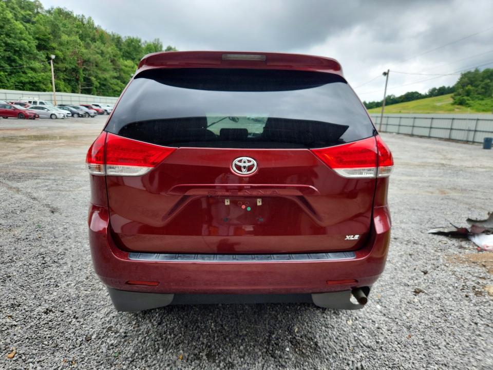 61295096 :رقم المزاد ، 5TDYK3DC5ES455935 vin ، 2014 Toyota Sienna مزاد بيع