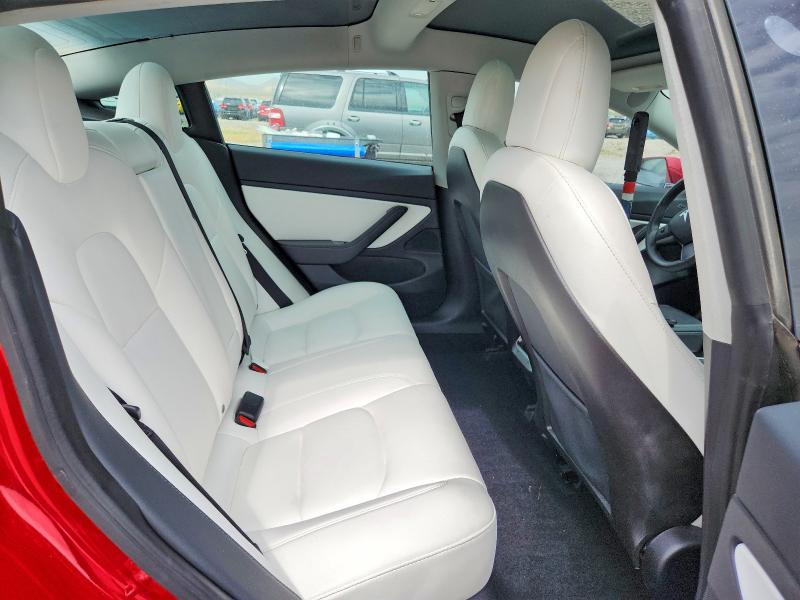 60810236 :رقم المزاد ، 5YJ3E1EC7LF714737 vin ، 2020 Tesla Model 3 مزاد بيع