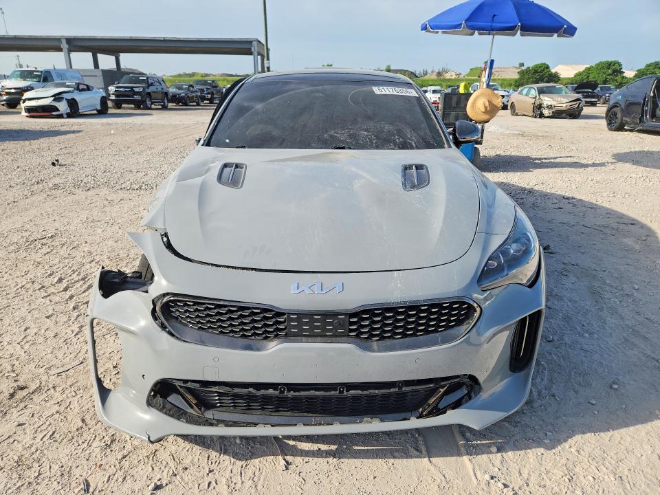 61176356 :رقم المزاد ، KNAE55LC3P6128571 vin ، 2023 Kia Stinger مزاد بيع