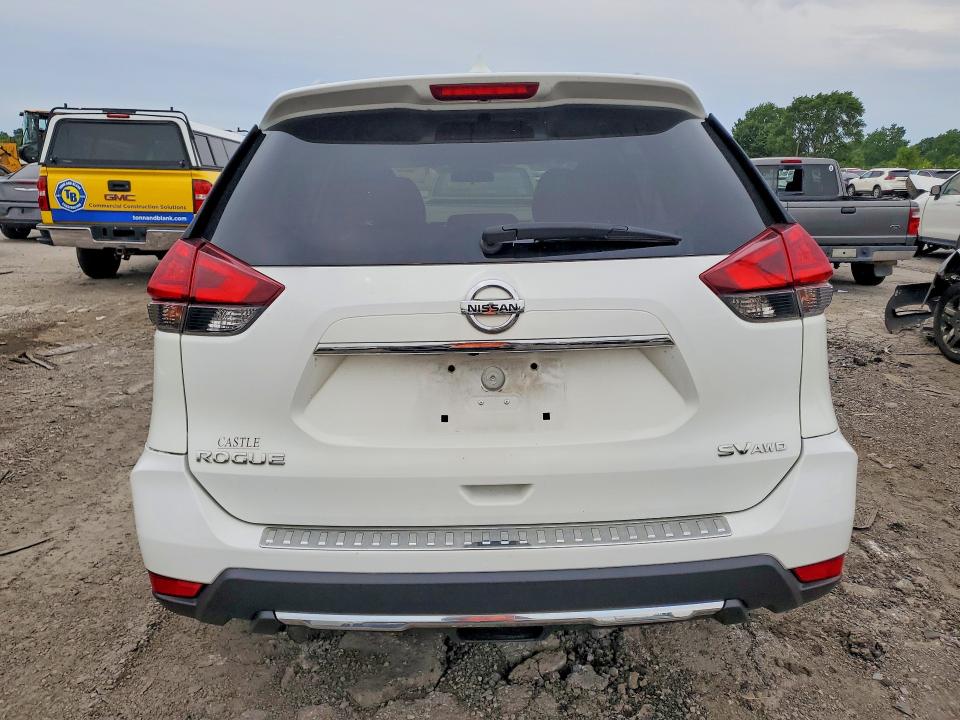 63004576 :رقم المزاد ، 5N1AT2MV7HC768481 vin ، 2017 Nissan Rogue مزاد بيع