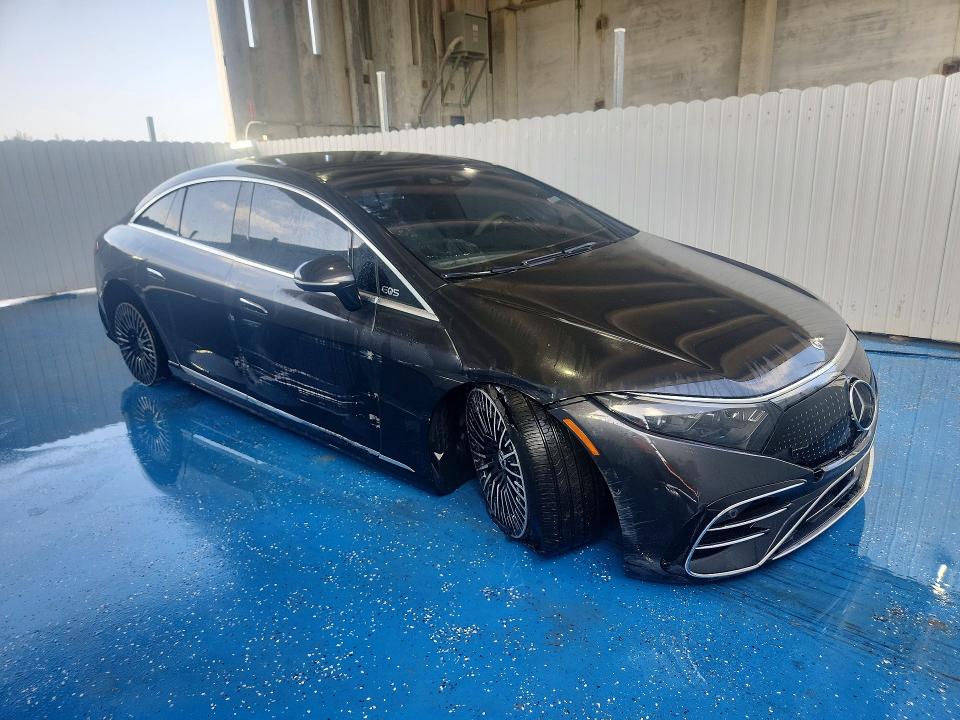 60081196 :رقم المزاد ، W1KCG2DB6PA031702 vin ، 2023 Mercedes-benz Eqs Sedan مزاد بيع