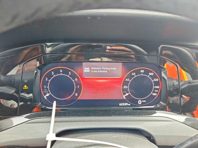 60782376 :رقم المزاد ، WVWN87CD8NW221131 vin ، 2022 Volkswagen Gti مزاد بيع