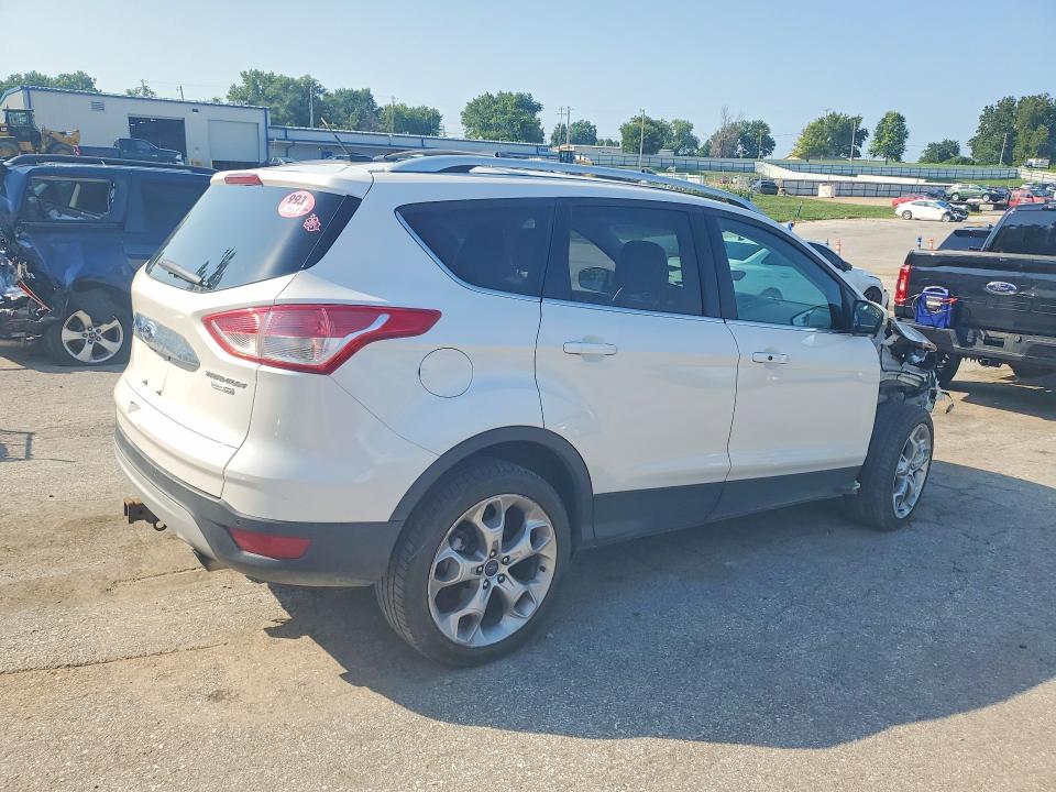 Продаж на аукціоні авто 2015 Ford Escape, vin: 1FMCU9J91FUB72330, номер лоту: 61715026